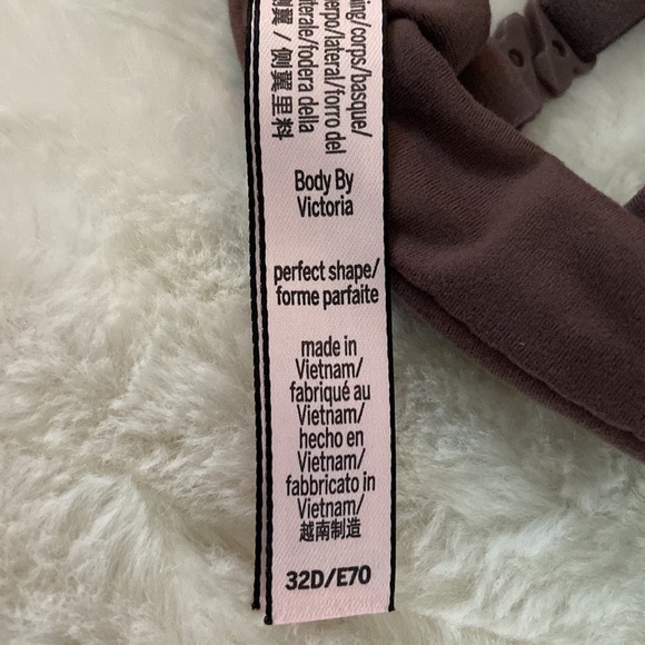 VICTORIA'S SECRET VS Body By Victoria Perfect Shape Bra Padded Wired Purple  32D - Picture 8 of 8